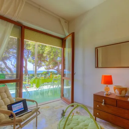 Leonardo Panoramic Beachfront